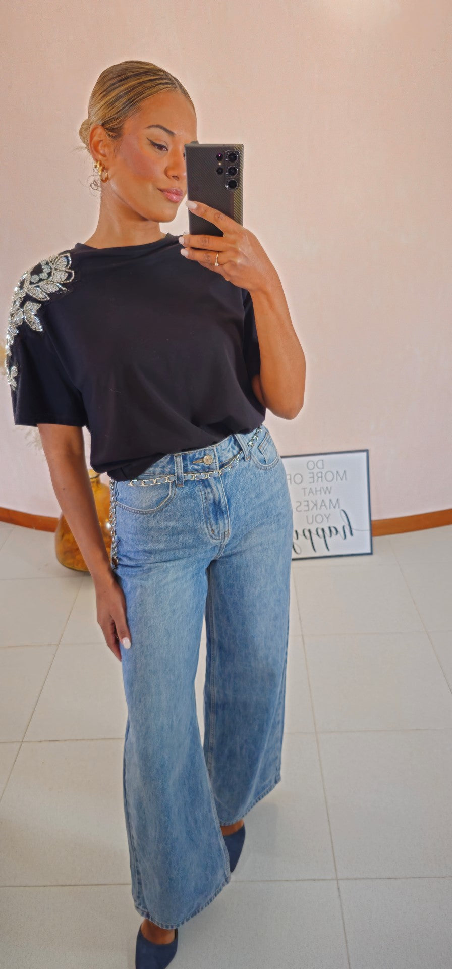 T-SHIRT