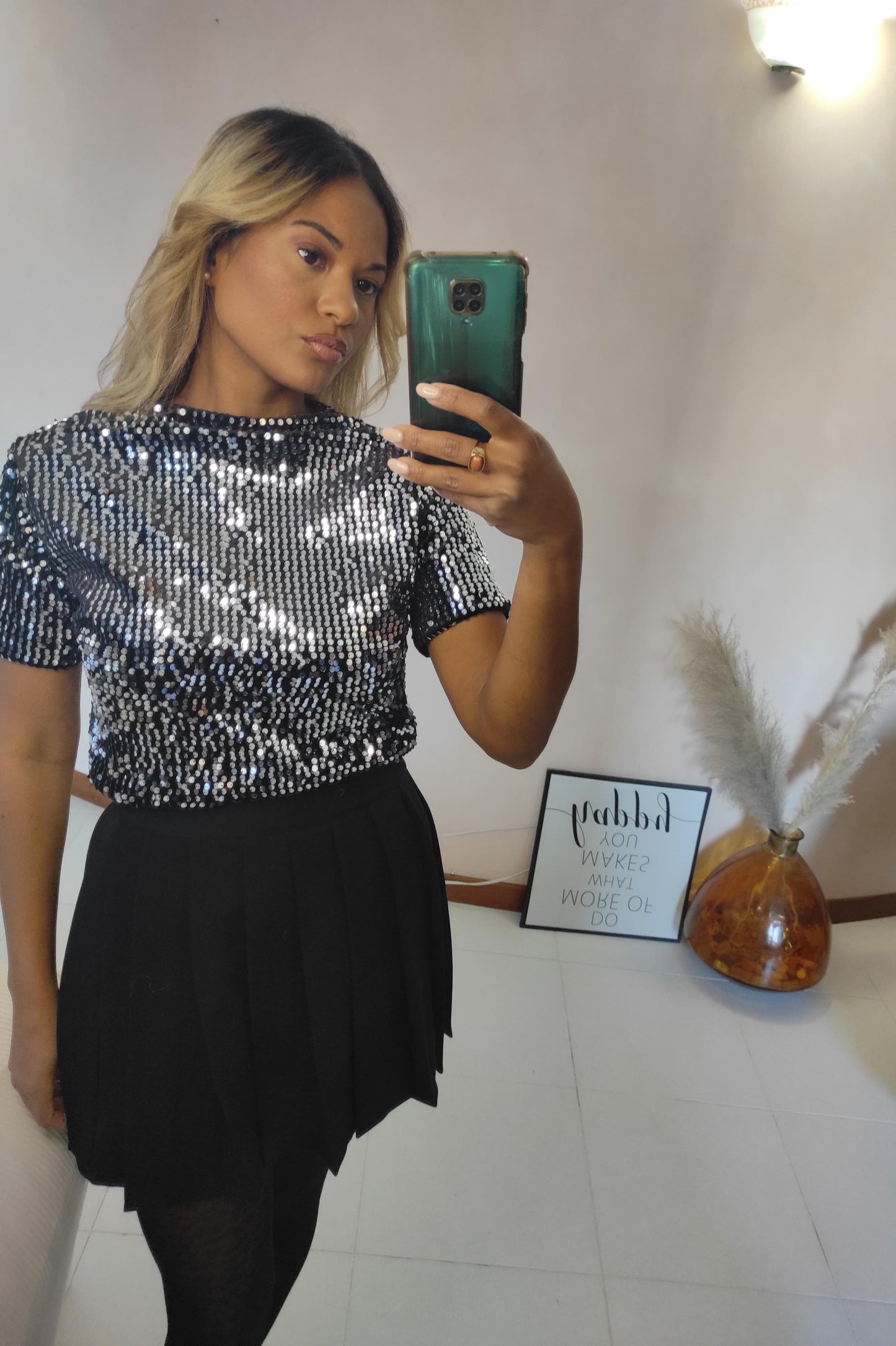 TOP GRIGIO CON PAILLETTES